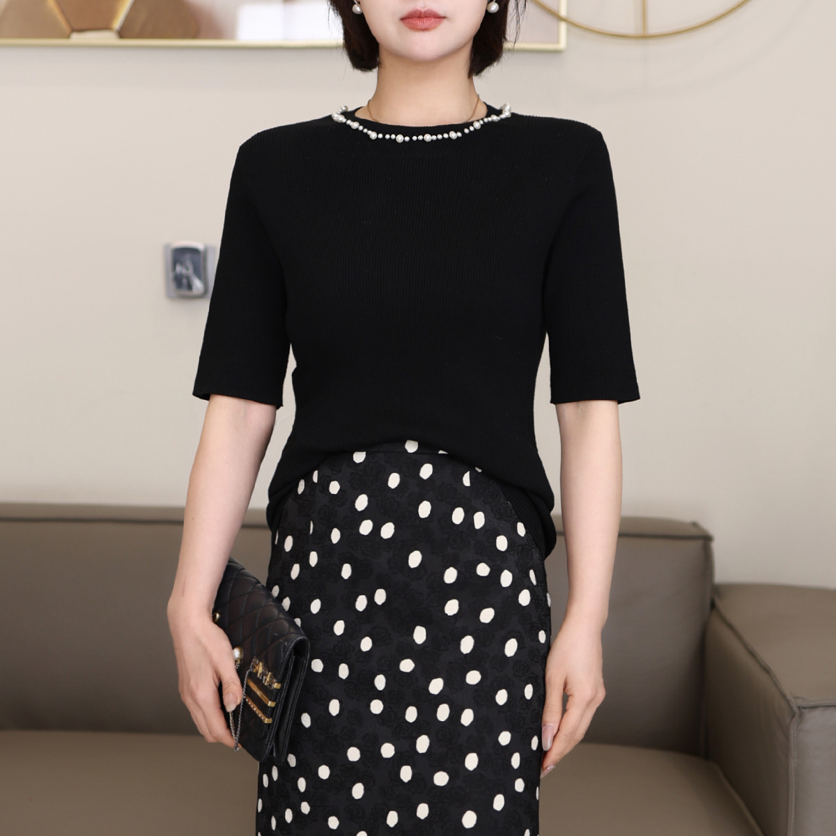 设计感重工钉珠天丝针织衫女夏秋2025新款小香风显瘦圆领百搭上衣