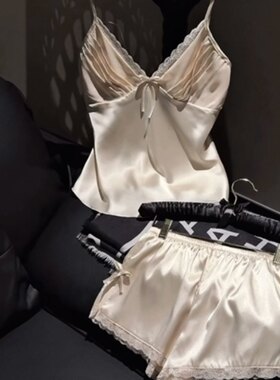 粉洛佳人*轻奢纯欲禁欲高感深V领吊带睡衣女薄款家居服套装