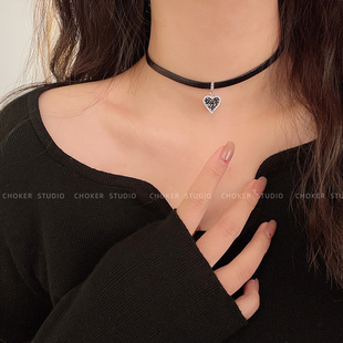 黑色闪钻爱心项链轻奢小众配饰高级感choker颈链女项圈chocker潮