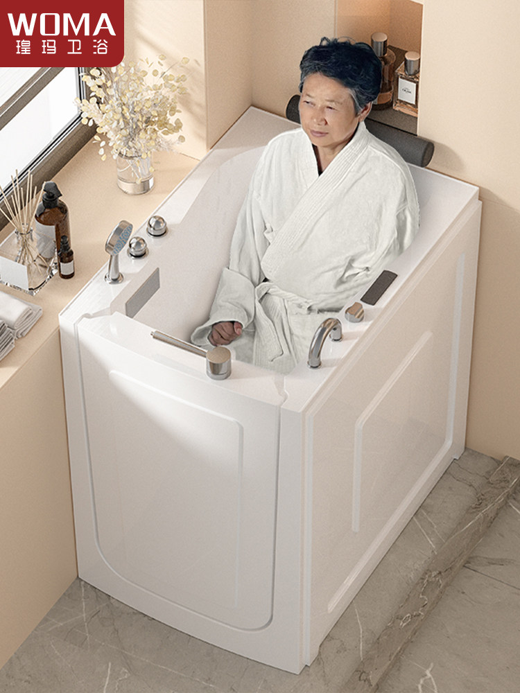 坐泡式老人浴缸家用小户型残疾人无障碍老年人步入式按摩浴缸