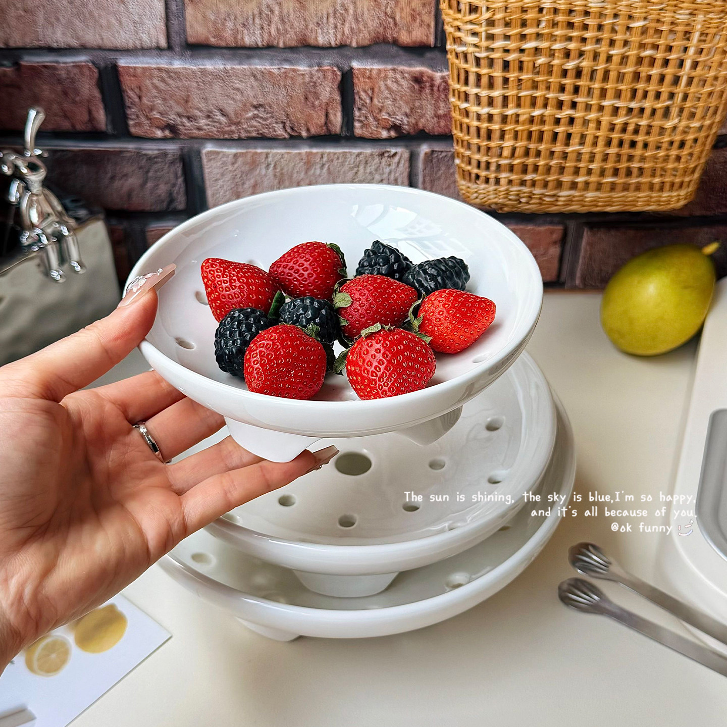 ok funny陶瓷蒸格盘沥水高脚盘水果盘子高颜值过年零食糖果摆放盘,餐饮具,果盆/果盘/果篮,淘宝优惠券,粉丝福利购,淘宝优惠卷