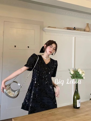 《闪闪》大萝莉大码亮片连衣裙显瘦夏季微胖韩版裙胖MM中长裙辣妹