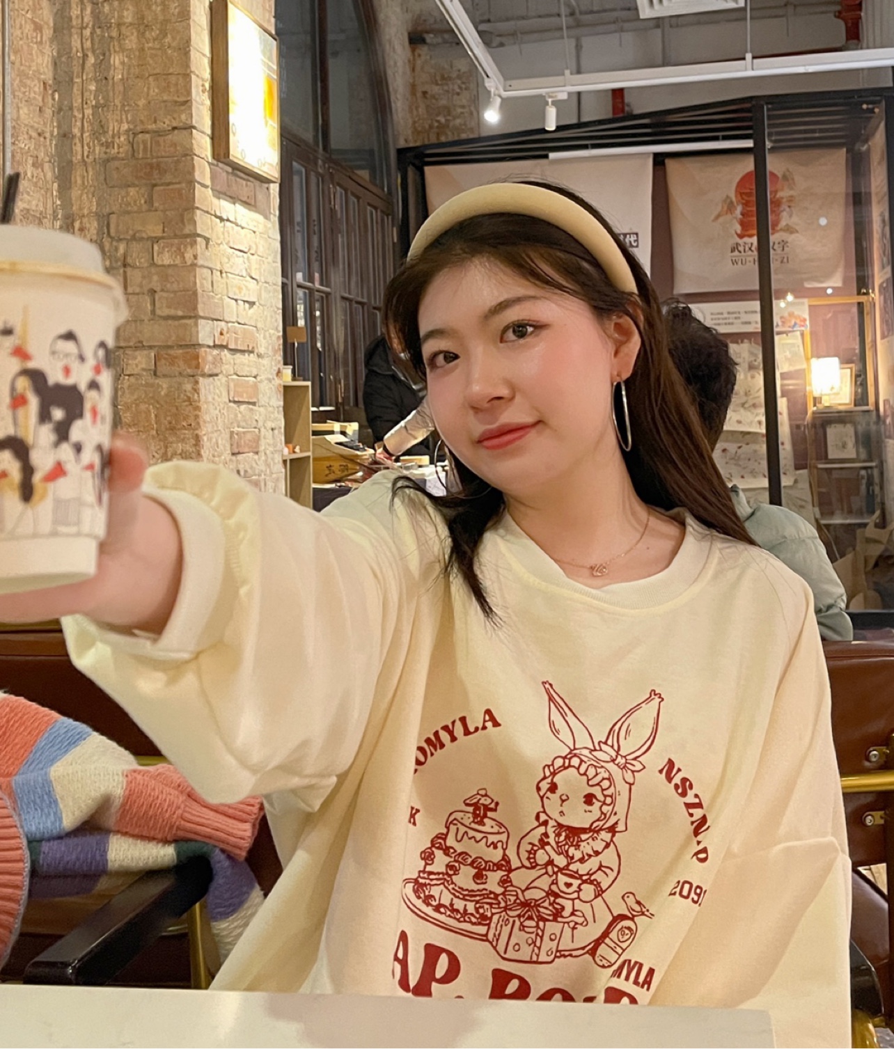 大码纯棉印花卫衣宽松