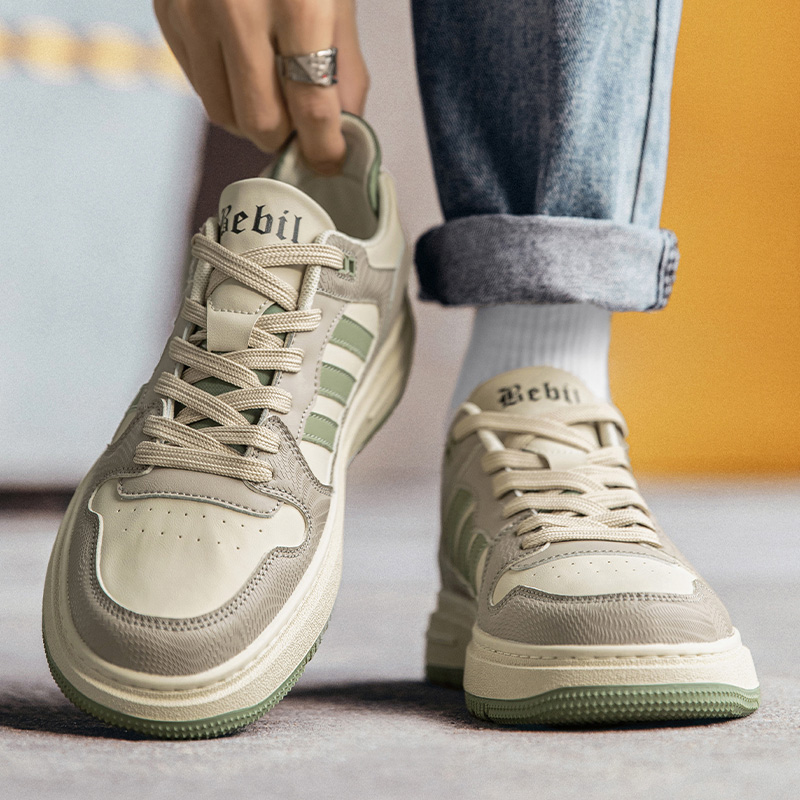 2025新款特大码男鞋宽松45复古运动休闲46板鞋47透气48码鞋子男款