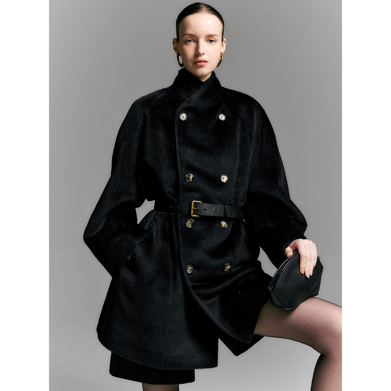 2025冬装新款极简典藏秘鲁短款羊绒外套经典黑色羊驼毛苏力大衣女