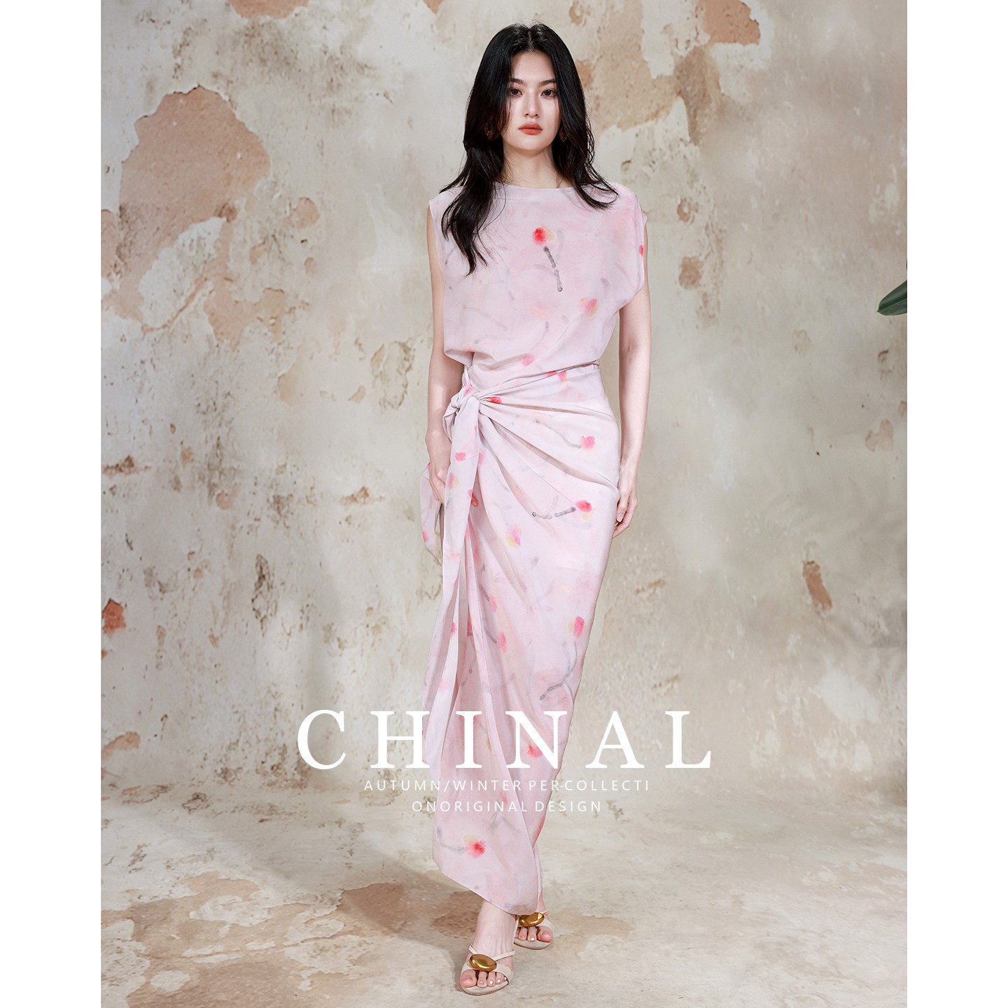 CHINAL45度斜裁真丝印花长裙玫瑰双绉桑蚕丝围裹式气质背心连衣裙