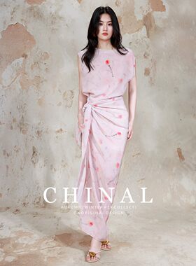 CHINAL45度斜裁真丝印花长裙玫瑰双绉桑蚕丝围裹式气质背心连衣裙