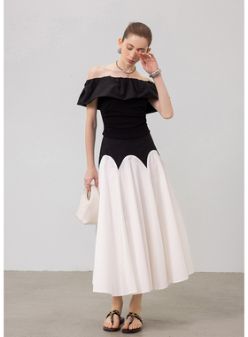 CHINAL通勤南洋氛围针梭织面料荷叶一字肩上衣/黑白拼接半裙套装