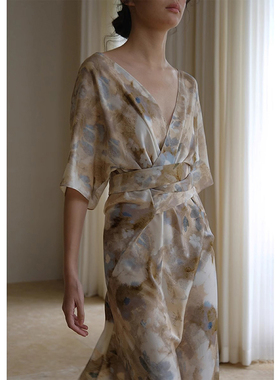 2025夏季新款桑蚕丝印花 围裹式系带多WAY正反穿中长款连衣裙子