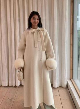 瑞家蝴蝶结长款羊毛外套(配可拆真狐狸毛袖毛)（含100澳毛）5551