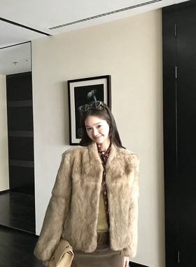 瑞家主推时尚V领复古优雅真兔毛保暖皮草外套（含100兔毛）70852