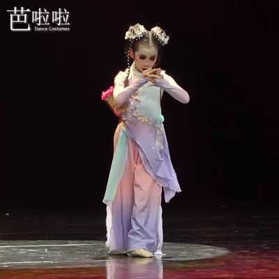 少儿古典舞飘逸长袖朝花惜时