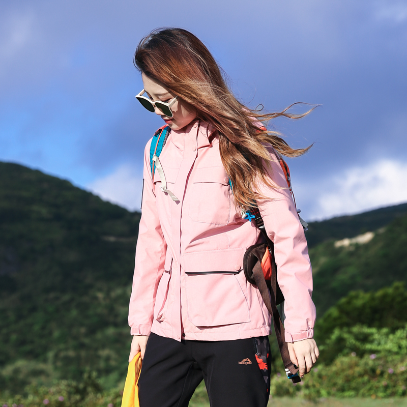 一两羽绒可拆卸防水透气冲锋衣