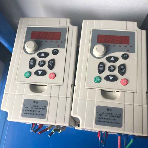 可议价变频器AFT-D1M-1.5S2，1.5KW 220V