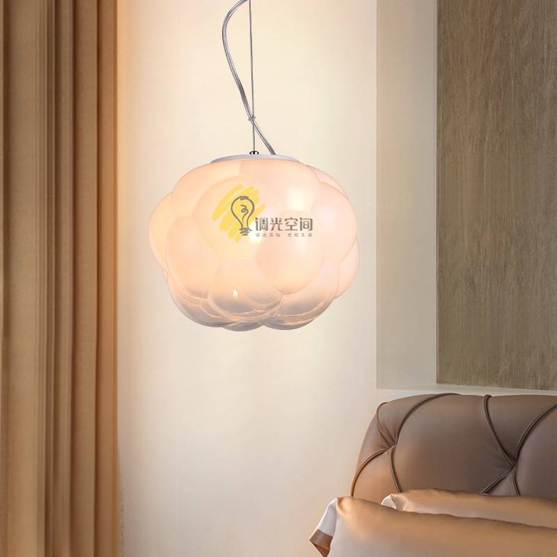 后现代风云朵玻璃样板房个性吊灯