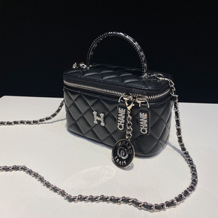小香风包包2025新款女包黑色牛皮格纹方钻手柄链条盒子包化妆包