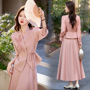 新中式国风连衣裙女2026春秋季新款高级感显瘦婚宴礼服套装两件套