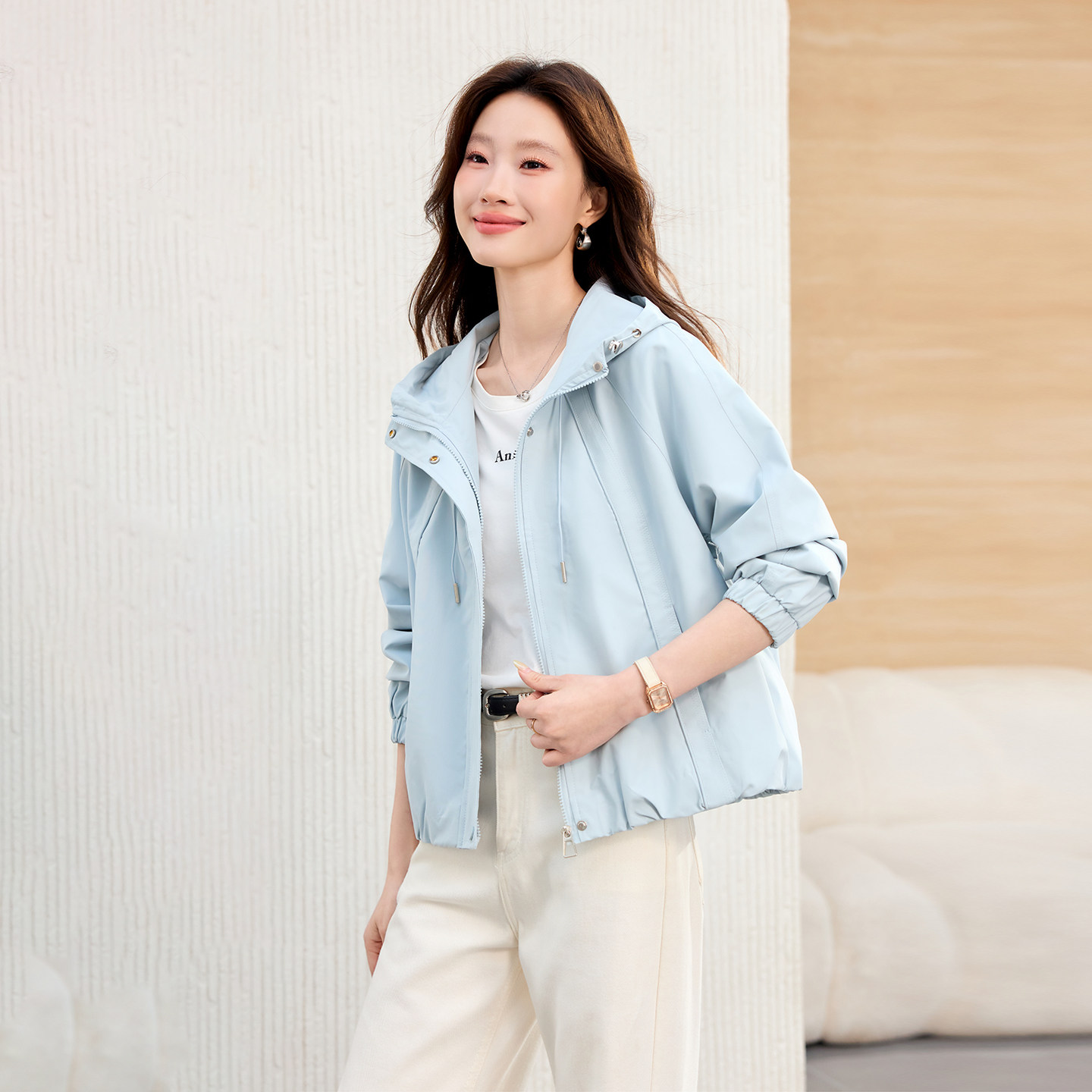 极简风连帽短外套女2026年春秋