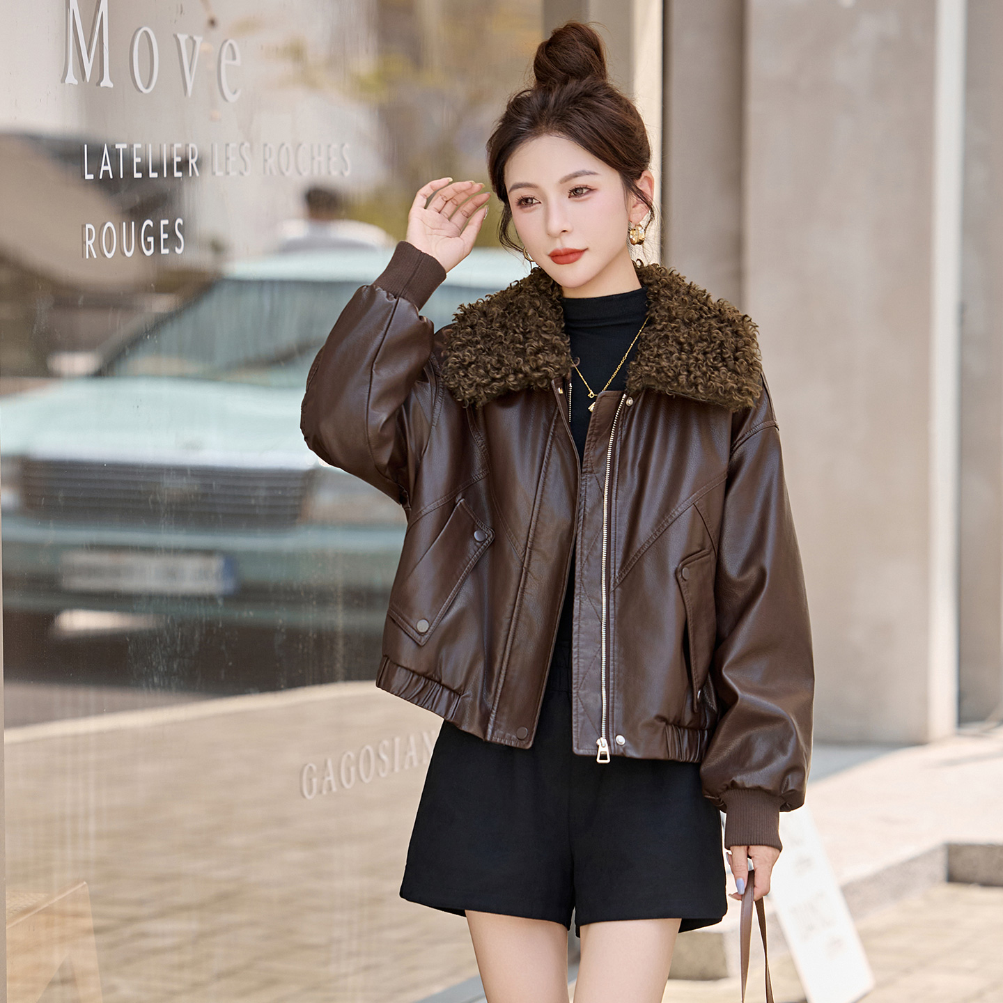 羊羔毛领拼接皮衣女短款2025冬季新款宽松显瘦百搭加绒皮夹克外套