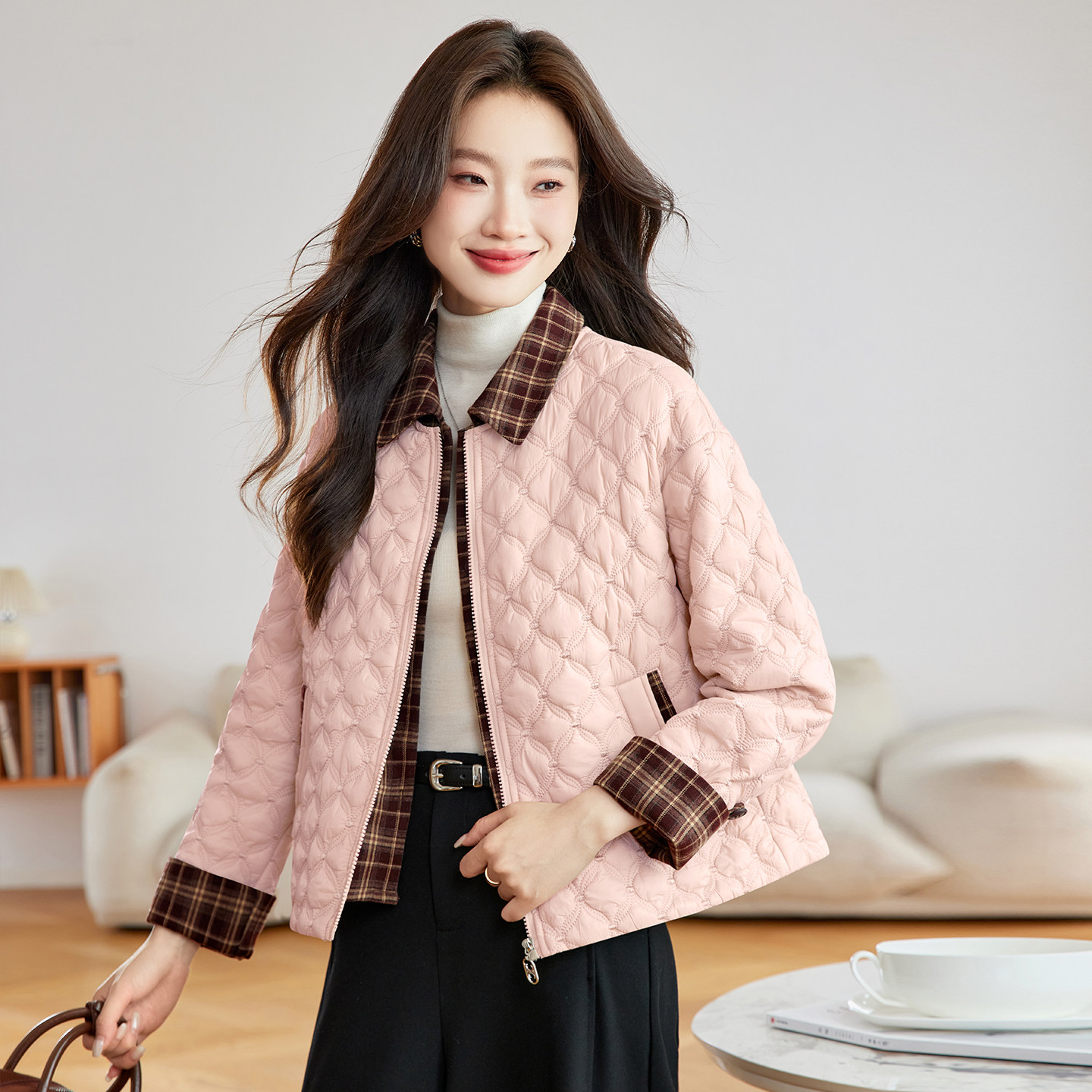 时尚休闲风菱格棉服女短款2025年秋冬新款轻薄小个子保暖棉衣外套