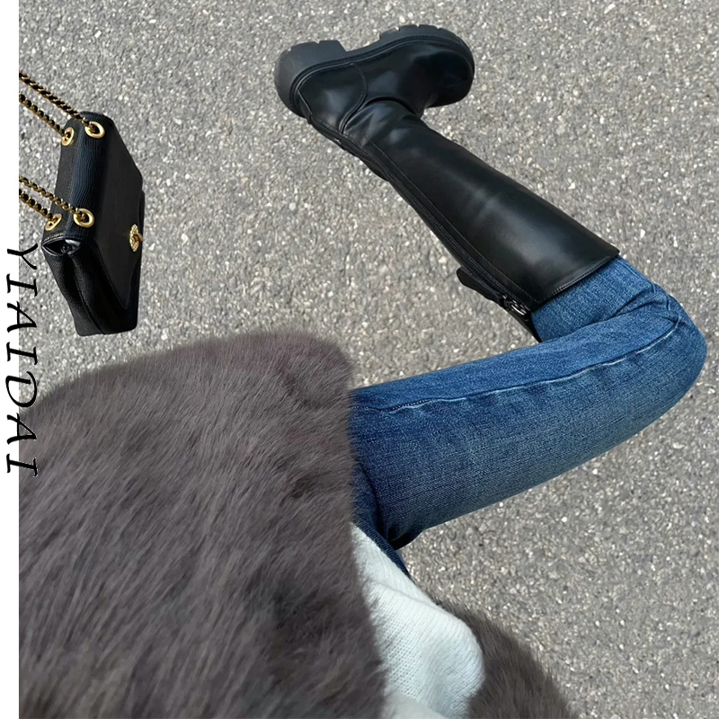 加绒牛仔裤女大码显瘦铅笔小脚