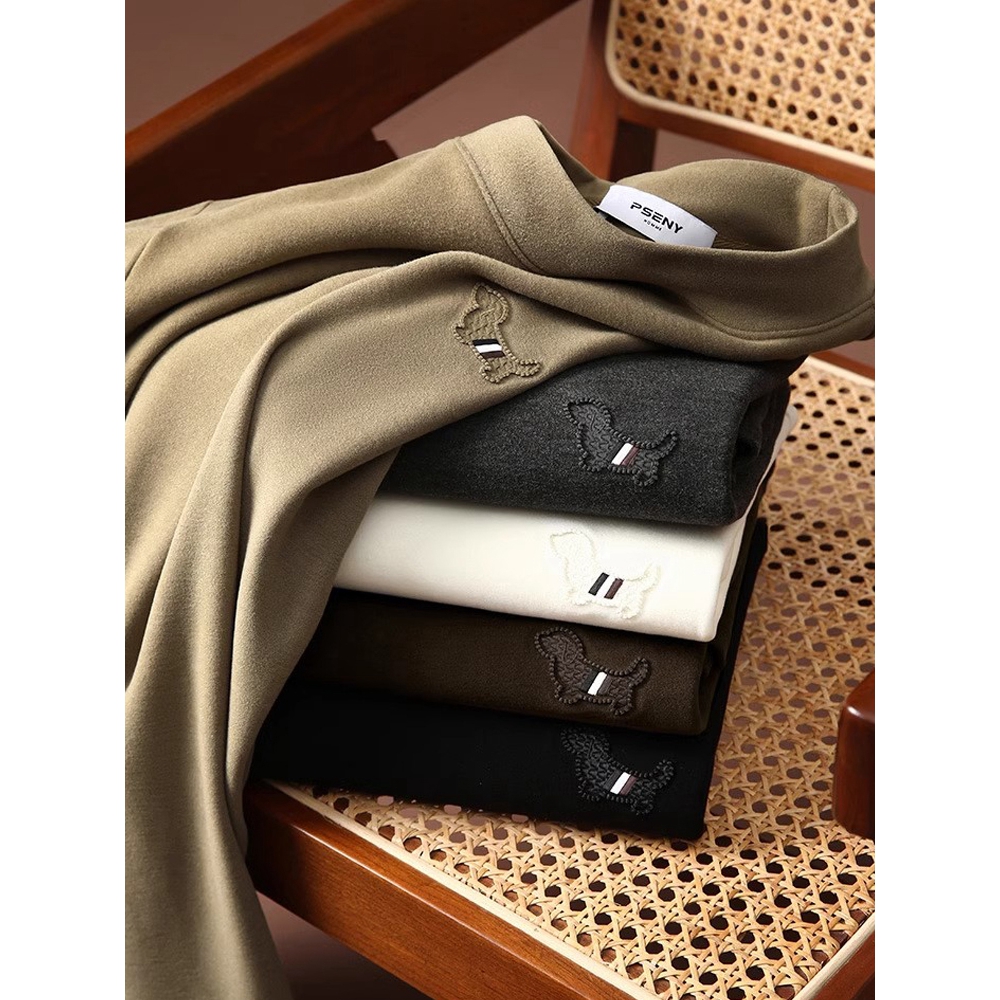 依翡丝意式轻奢刺绣半高领卫衣