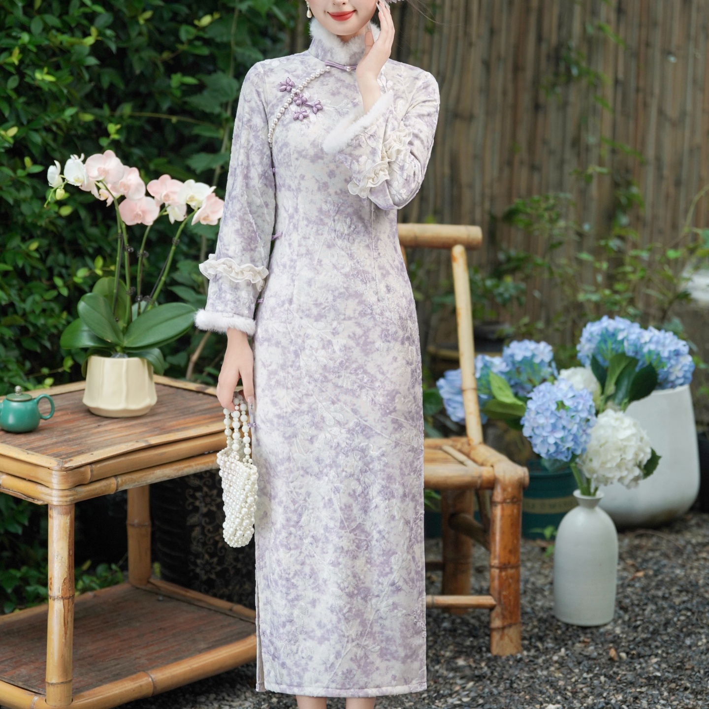 新中式紫色植绒刺绣旗袍女秋冬装