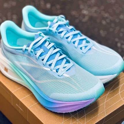 飞电5C儿童碳板跑步鞋软底透气回弹学生超轻减震专业比赛运动跑鞋