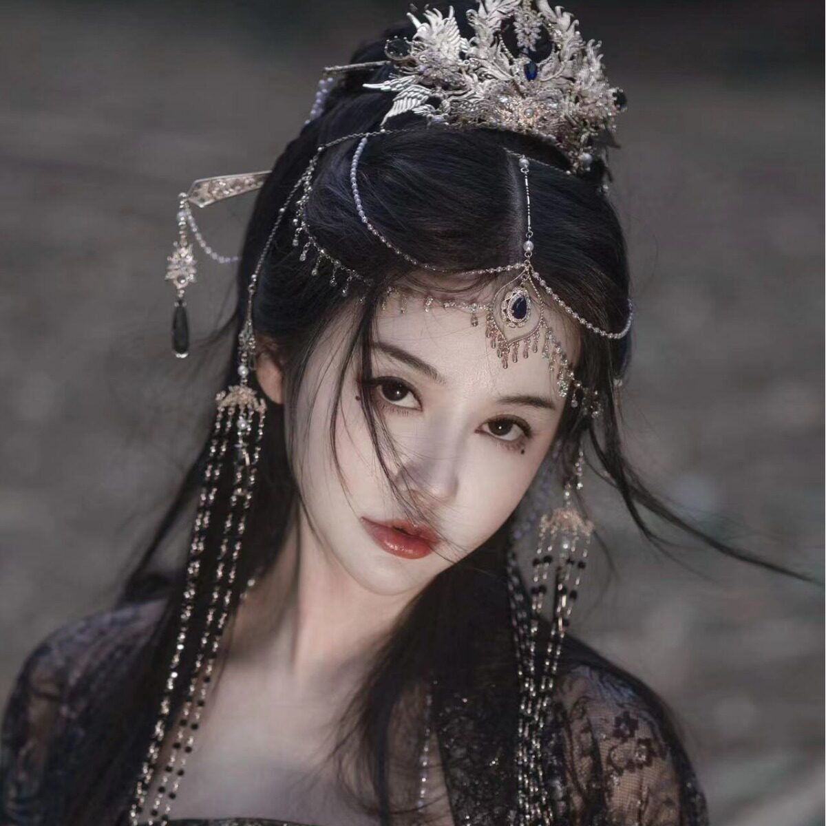 古风汉服原创设计夜华流苏金发冠后压红黑套装仙侠影视摄影