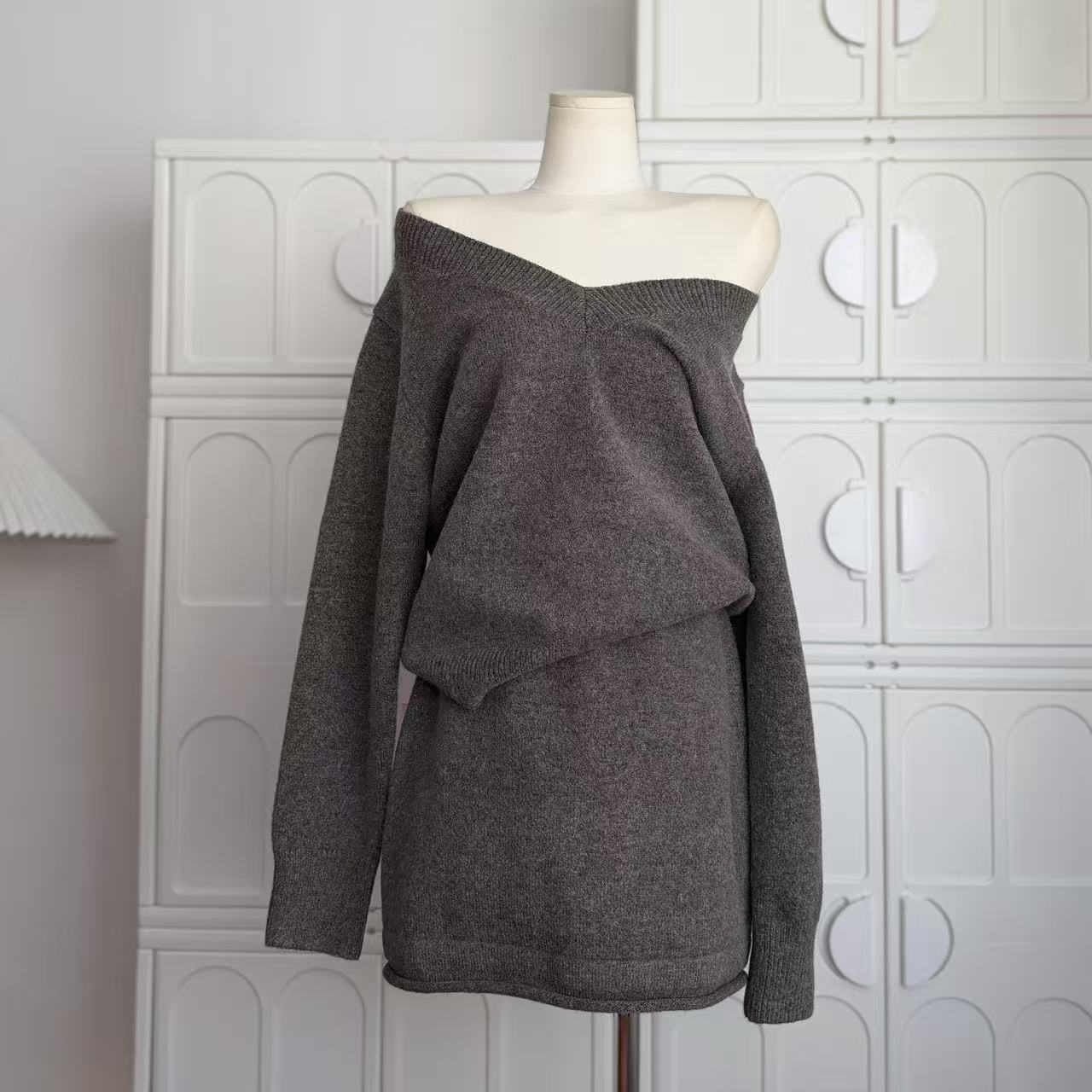 sheepland慵懒撩精 羊毛v领露肩针织衫毛衣套装女秋冬针织半身裙