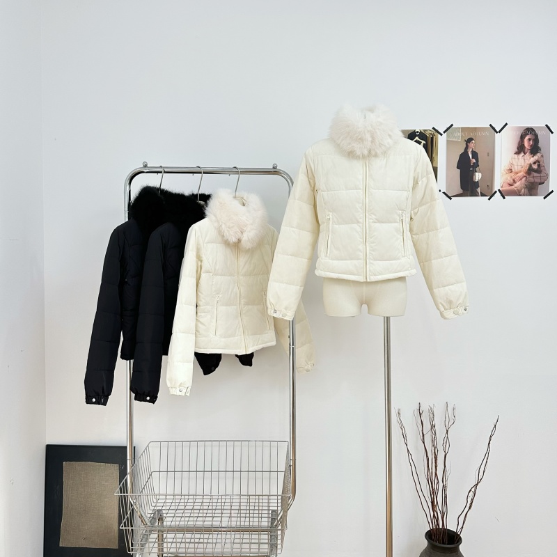 cookadaily人鱼 可拆卸狐狸毛领短款显瘦修身羽绒服外套女轻奢