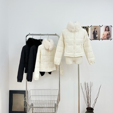 cookadaily人鱼 可拆卸狐狸毛领短款显瘦修身羽绒服外套女轻奢