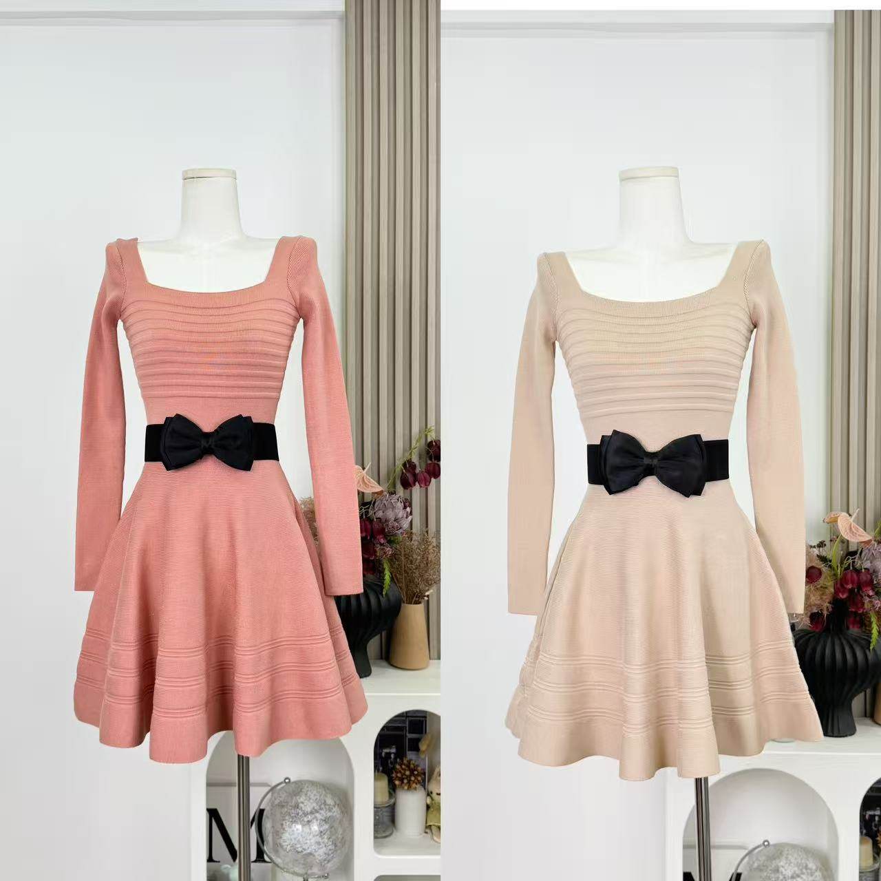 WW定制私有温柔气质法式名媛风短款针织长袖连衣裙修身镂空裙