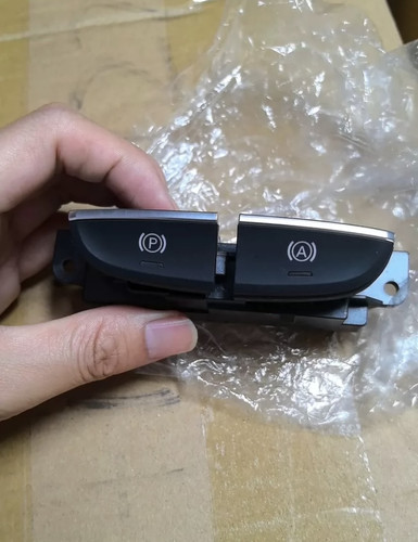 适用于名爵ZS电子手刹按键驻车按钮停车手刹开关P键制动开关原厂