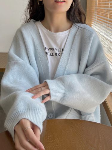 绵羊绒开衫V领外搭口袋纽扣