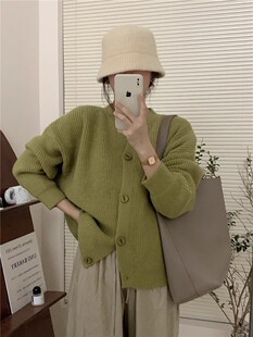 韩版慵懒风圆领纯色针织开衫女2026秋冬时尚洋气软糯宽松毛衣外套