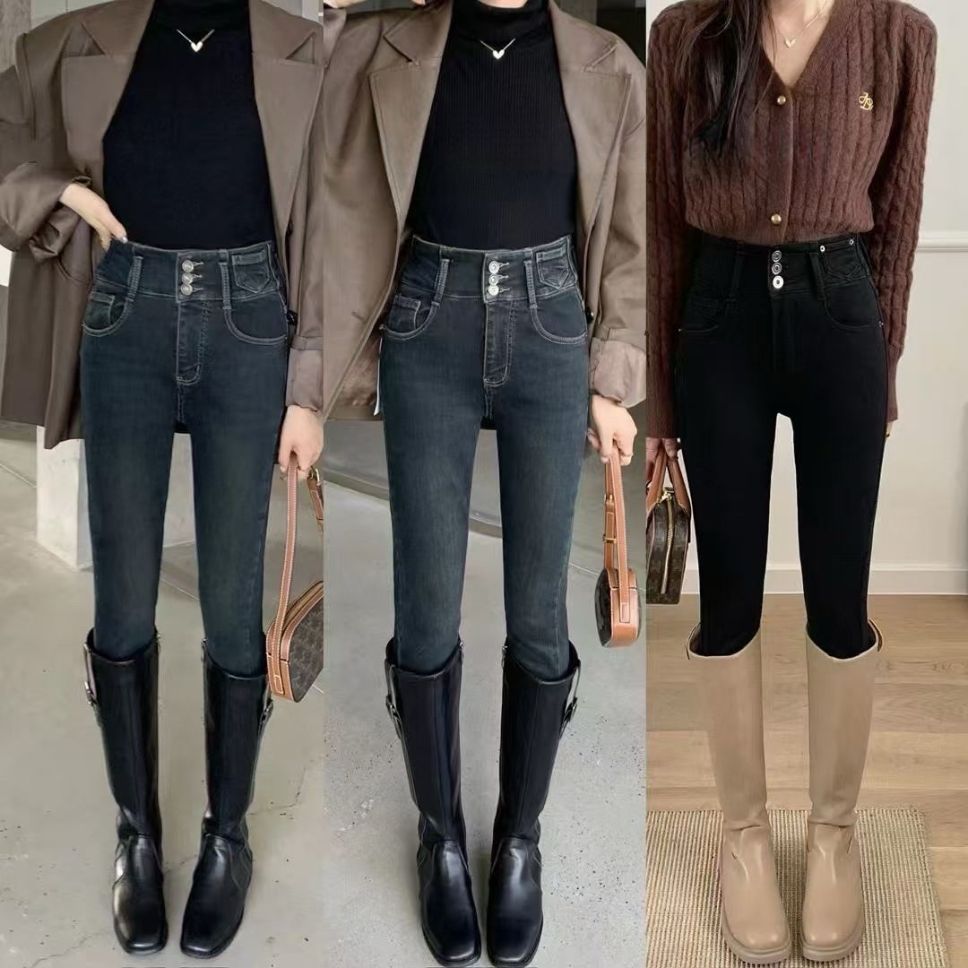 JIAJIATMMT木里加绒紧身牛仔裤三粒排扣小脚裤九分靴牛仔裤女5218