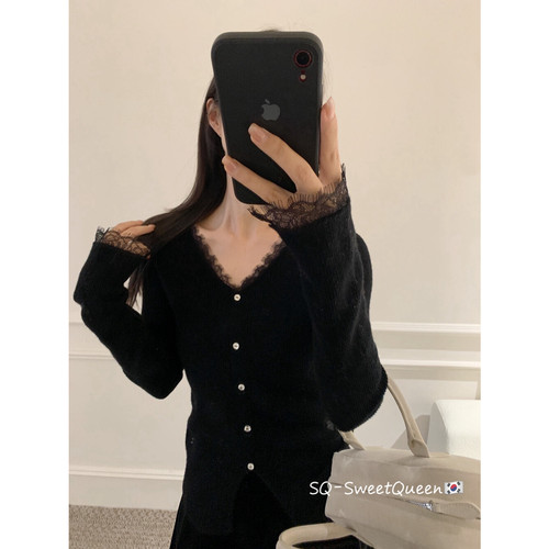 SQ十三行秋冬法式温柔风氛围感v领蕾丝拼接长袖针织衫上衣女7788Q