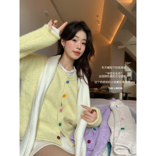 6876 毛衣女00 THE LIMON柠檬绿茶秋冬韩系温柔软糯彩扣羊驼毛开衫