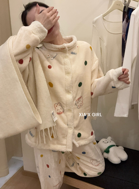 十三行珊瑚绒牛奶绒秋冬保暖家居上衣+睡裤睡衣套装女WGS2307MY-D