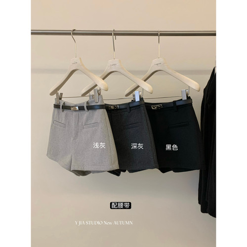 YJIA伊嘉十三行秋冬新款小个子复古显瘦休闲短裤子女配腰带777255