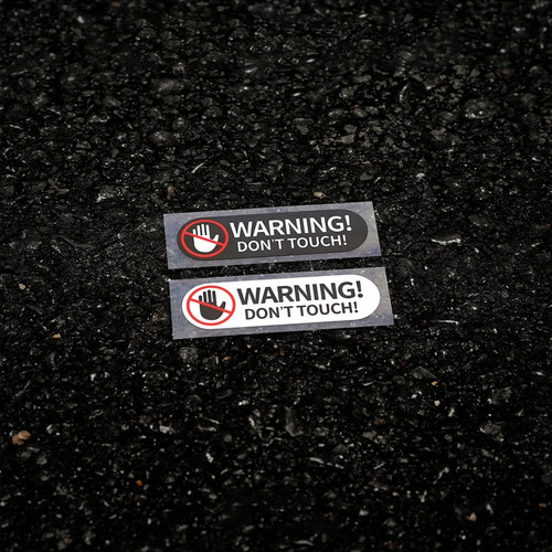 提示贴头盔电动车碰划痕贴纸触摸严禁warning小牛勿触适合