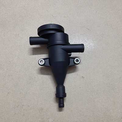适用江淮瑞玲 黄海N2 油气分离器 4D25发动机废气阀 曲轴箱滤清器