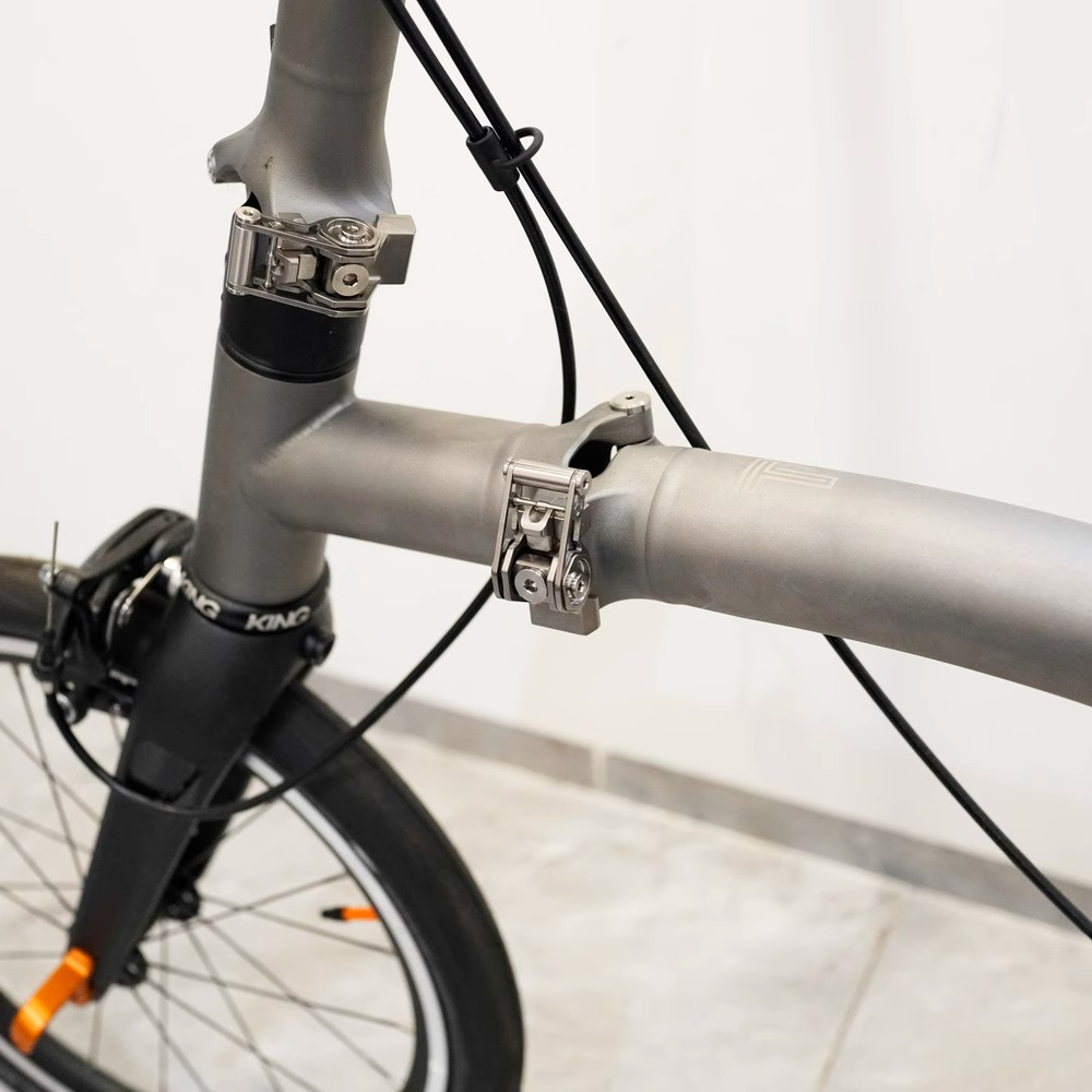 开关式钛合金快拆C扣