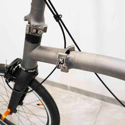 开关式钛合金快拆C扣