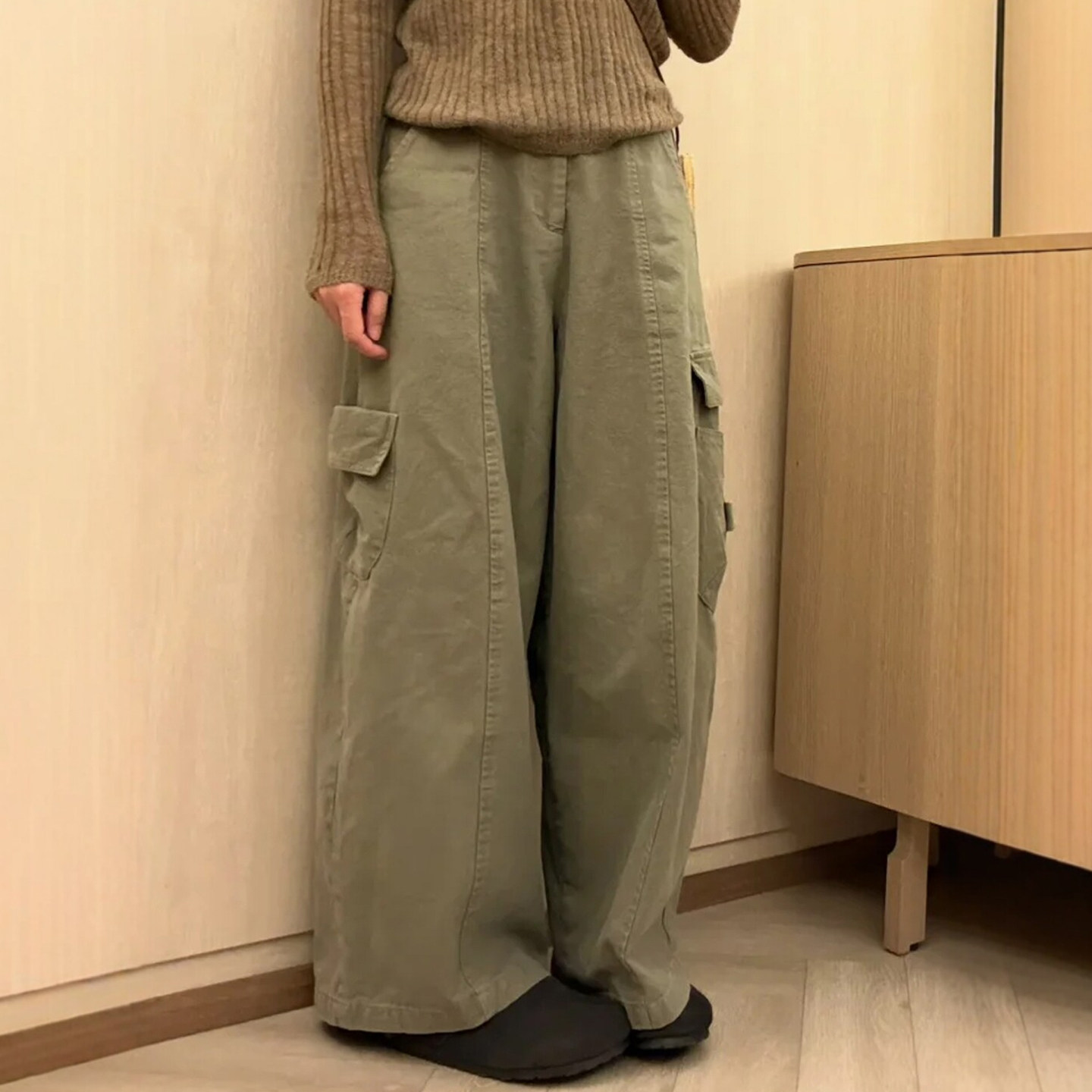 军绿色复古工装裤子女款秋冬慵懒风大码胖mm显瘦多口袋休闲阔腿裤