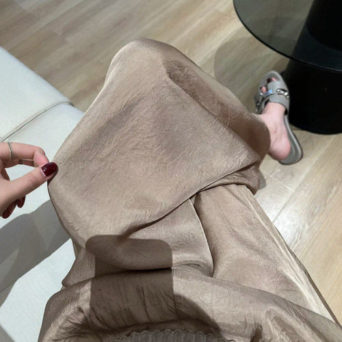 美晕我的醋酸缎面阔腿裤~