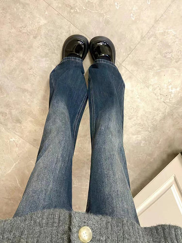 版型超正！买了不吃亏微喇牛仔裤