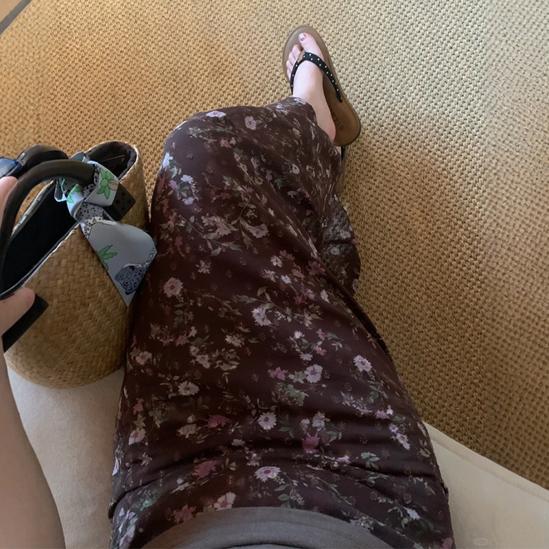 复古咖色碎花雪纺半身裙女夏季大码胖mm遮肚显瘦包臀a字飘逸长裙