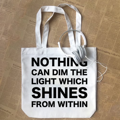 NOTHING CAN DIM THE LIGHT致敬甄子丹电影误判马克杯文字帆布包